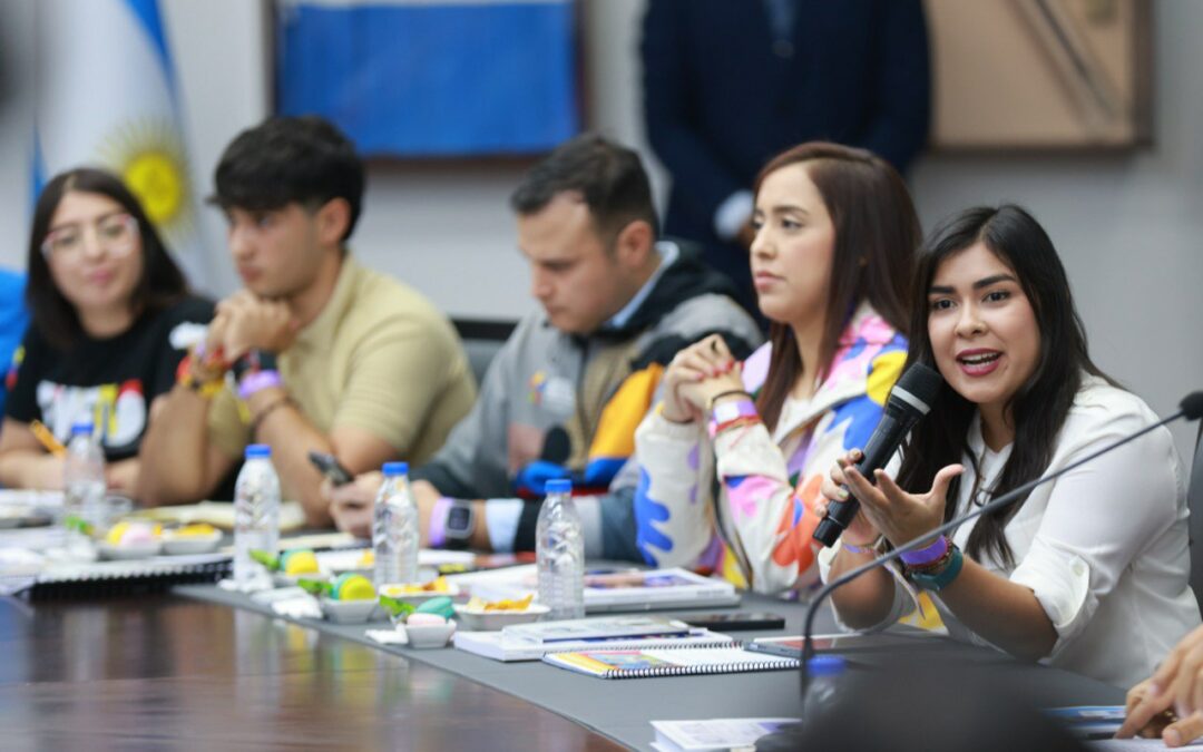 Juventud bolivariana protagoniza histórica victoria electoral en Venezuela