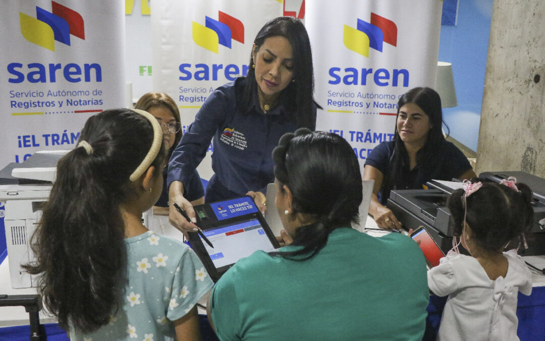 Vacaciones Seguras 2025 | Desplegado operativo de autorizaciones para viajes de niños, niñas y adolescentes en cinco aeropuertos del país