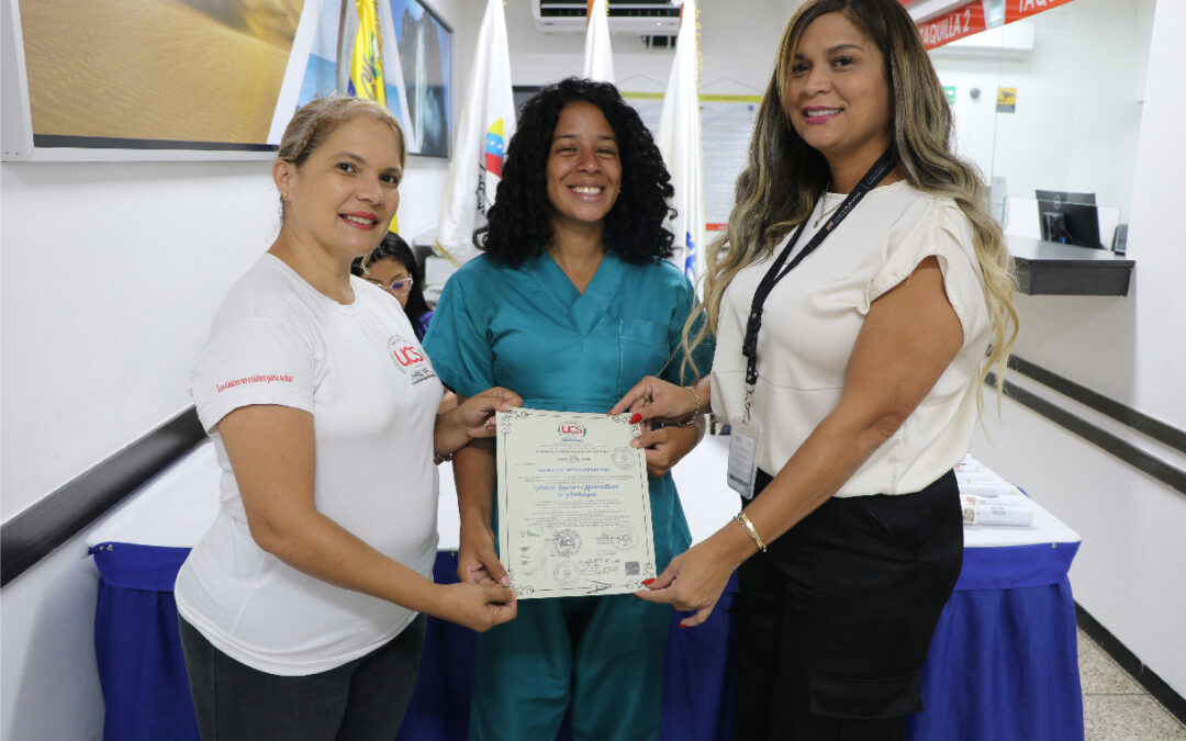 Nuevos profesionales de la salud | Saren realiza con éxito jornada de protocolización de títulos universitarios
