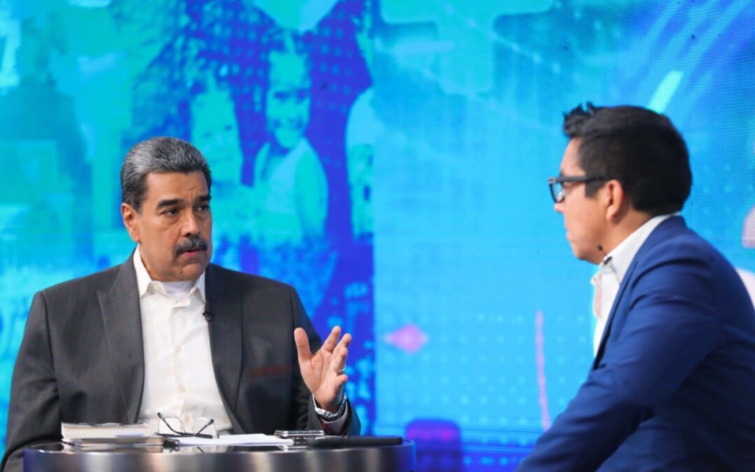 En honor al director de cine Luis Alberto Lamata continuarán proyecto de vida y obra de Bolívar