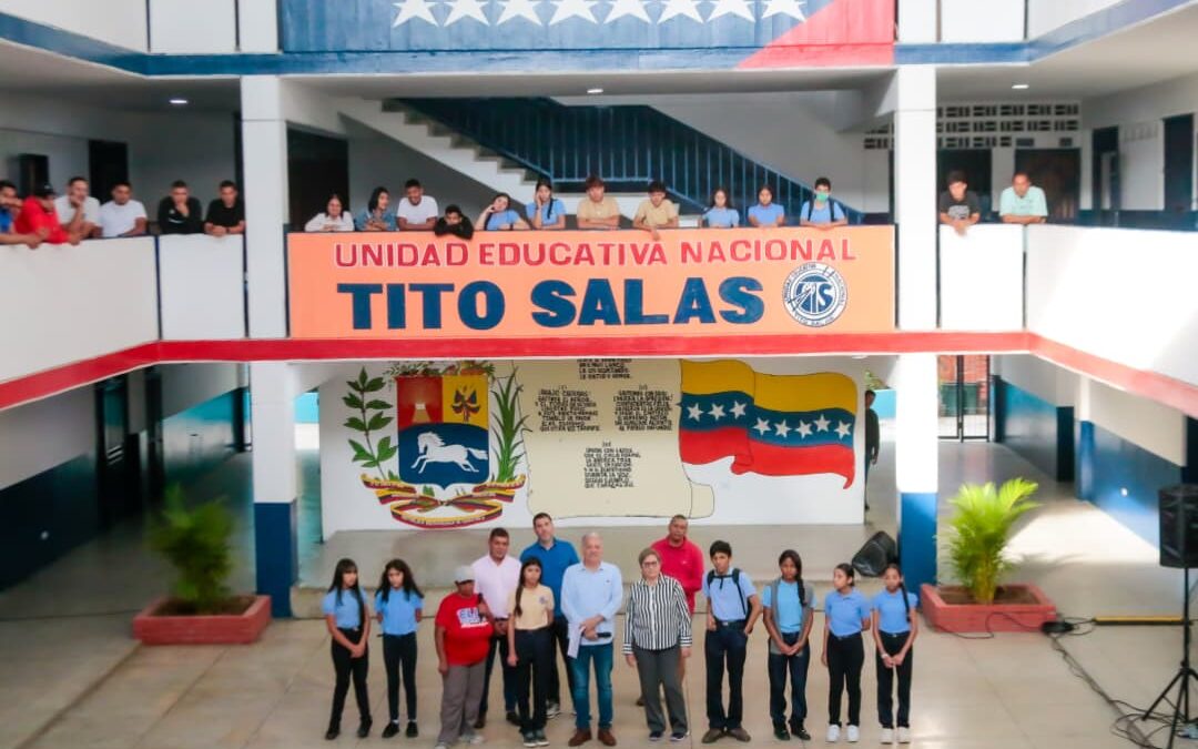 Comuna “Primera Fortaleza” de Baruta cuenta con la Unidad Educativa Nacional “Tito Salas” 100% recuperada