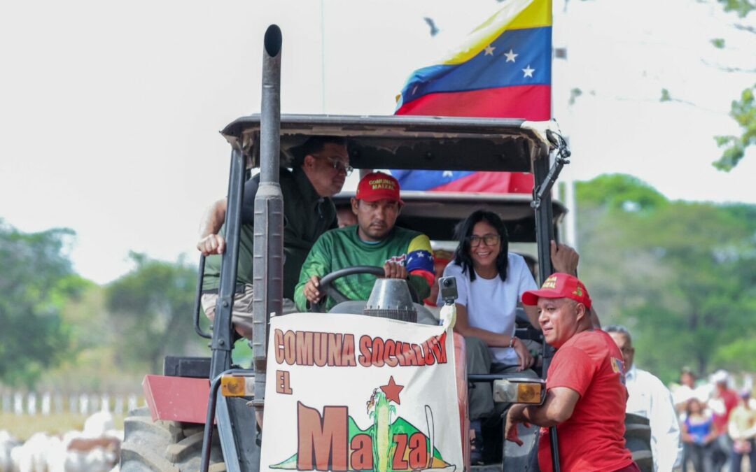 Presidenta (E) Delcy Rodríguez encabeza gran cierre del aniversario de la Comuna el Maizal