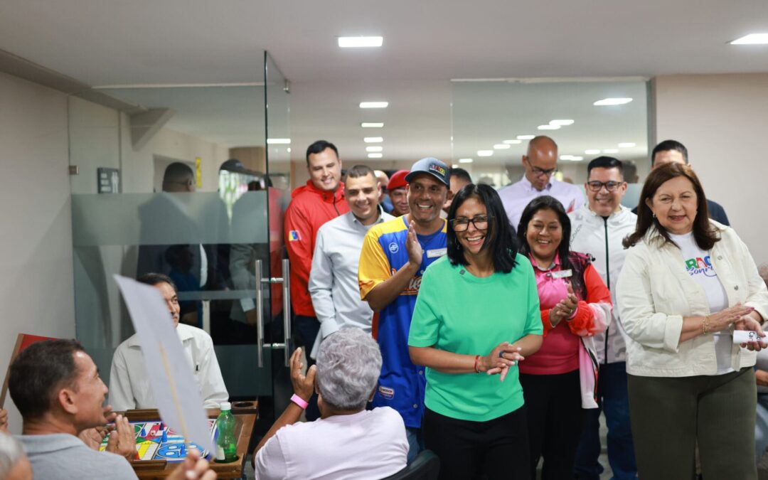 Presidenta (E) Delcy Rodríguez entrega Módulo Comunal La Quebradita I en la parroquia El Paraíso