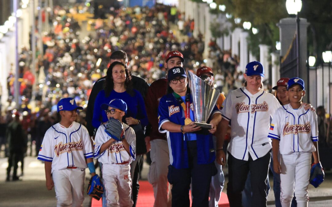 Aprueban dotación especial a más de mil clubes y a las 127 ligas de béisbol menor del país