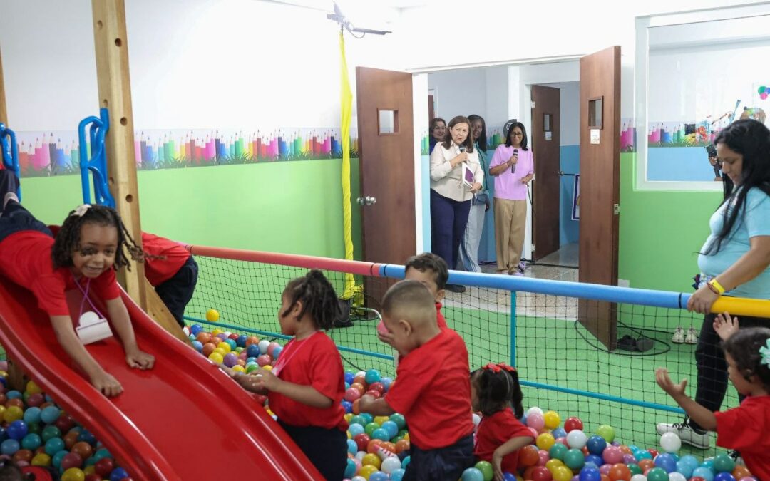 Presidenta (E) Delcy Rodríguez entrega complejo de salud y educación totalmente rehabilitado en La Silsa