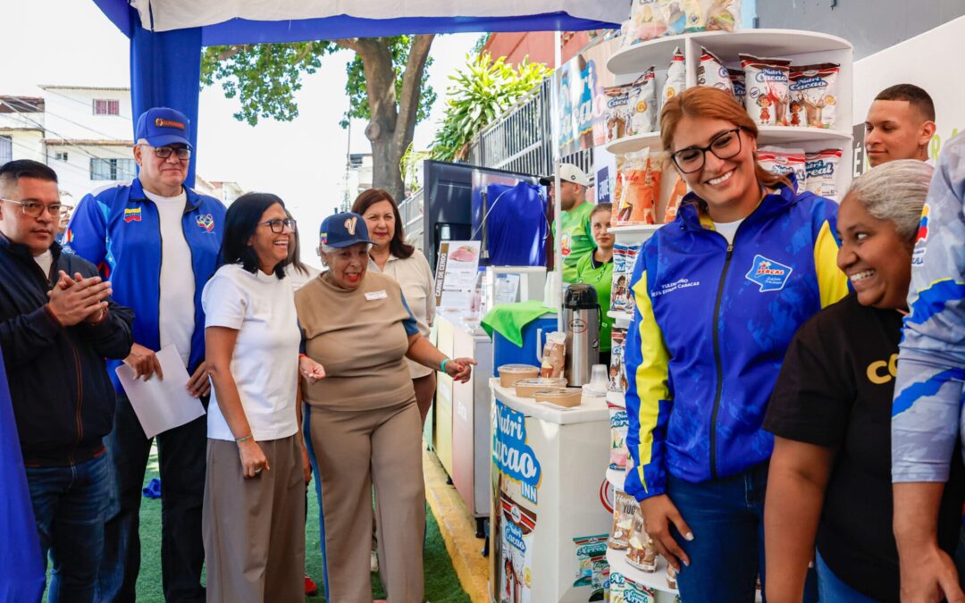 Presidenta (E) Delcy Rodríguez lidera despliegue social y recorre espacios recuperados en la parroquia Altagracia