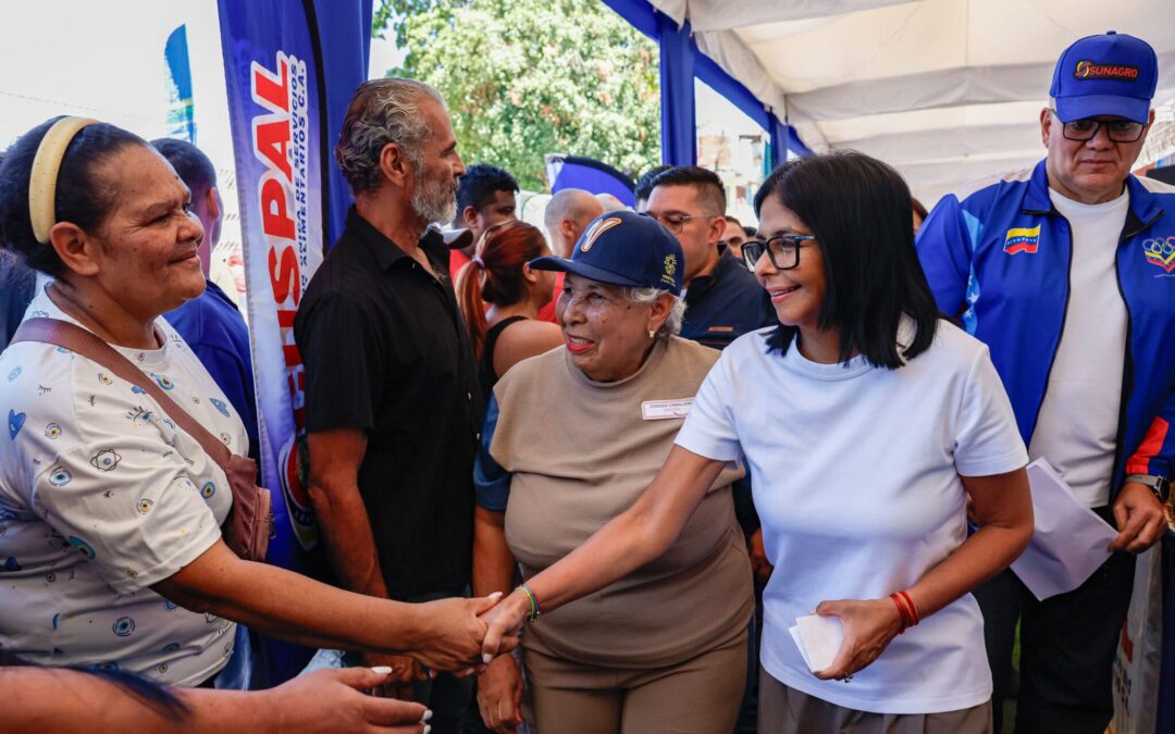Presidenta (E) Delcy Rodríguez convoca a participar en la Consulta Popular del 12 de julio