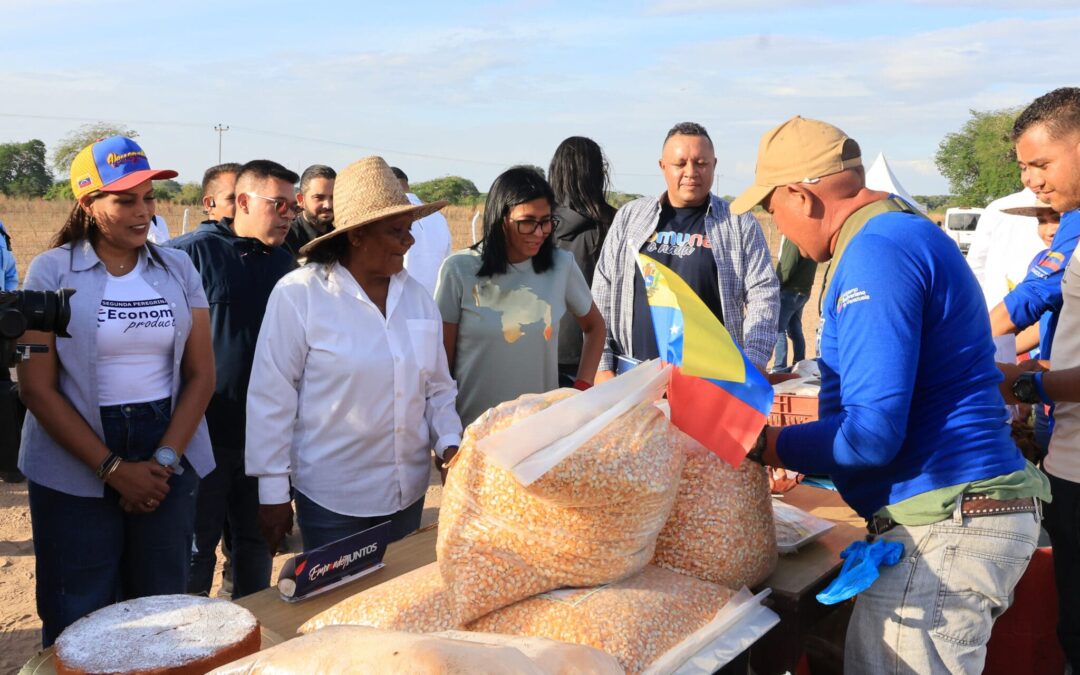 Presidenta (E) impulsa desarrollo rural y producción de base en Bolívar
