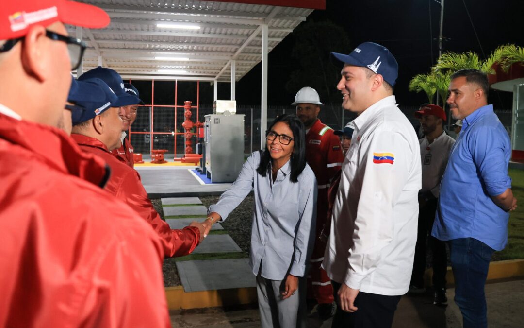 Presidenta (E) Delcy Rodríguez inaugura taladro escuela de alta tecnología