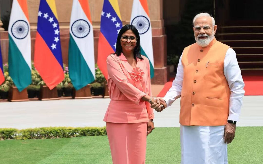 Presidenta (E) Delcy Rodríguez se reúne con el Primer ministro Narendra Modi en Hyderabad House