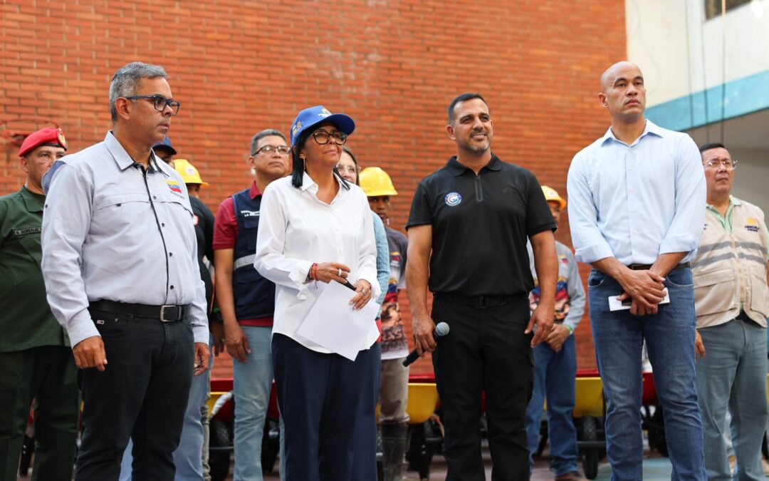 Venezuela despliega ayuda humanitaria y equipos de rescate en apoyo al pueblo colombiano